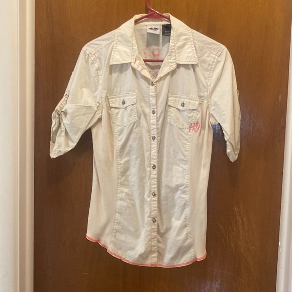 3/$15. Harley Davidson shirt with emblem on the back size L - Picture 2 of 9